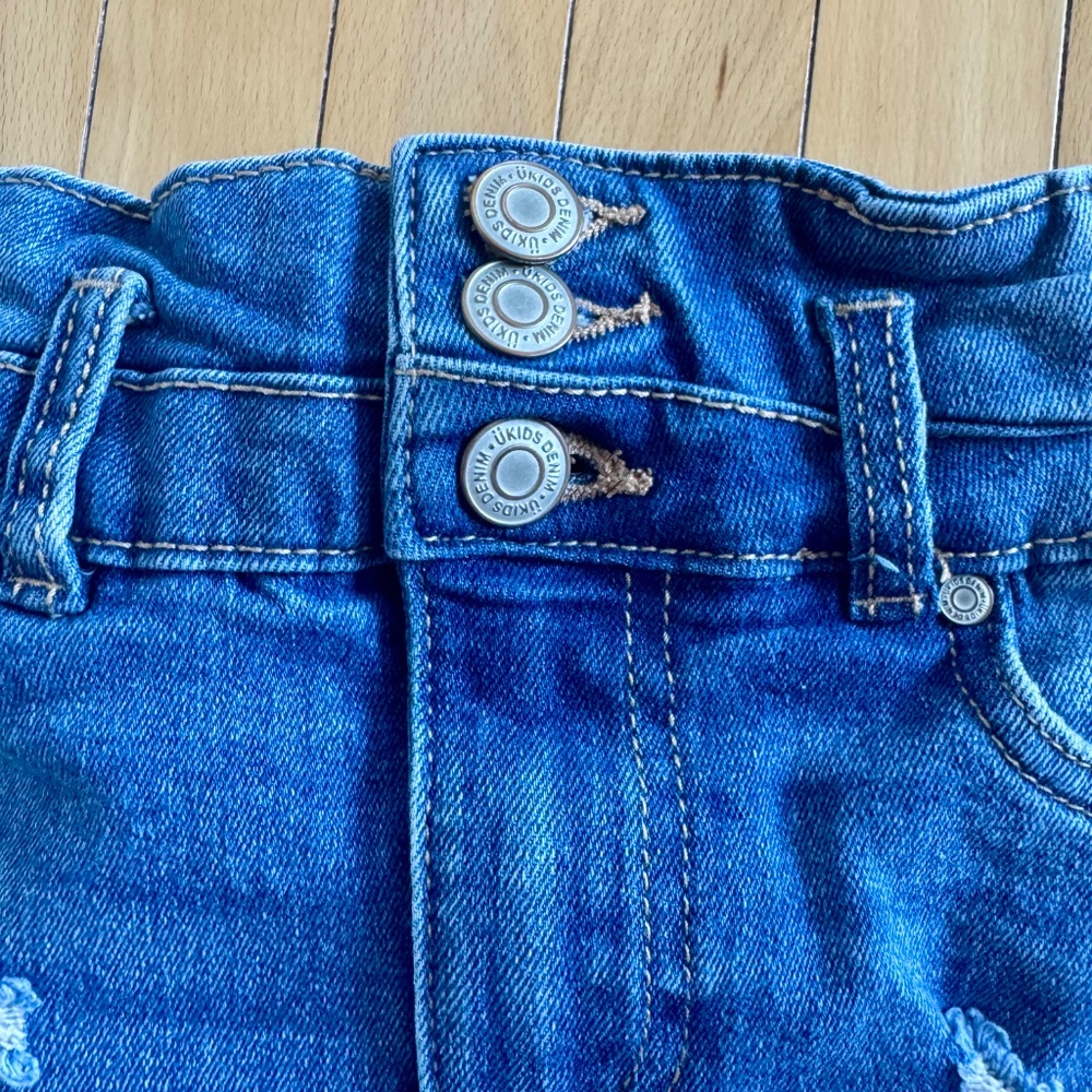 3 for $12 Blue Denim Kids Shorts Urban Kids Size 4 Elastic Waist and Zipper Fly - Picture 4 of 10
